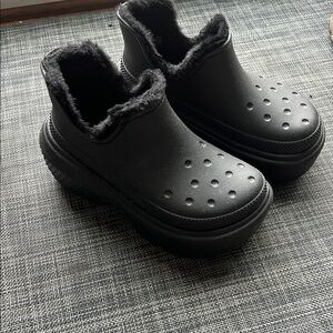 Black Ankle Boots with Fuzzy Lining and Sturdy Sole